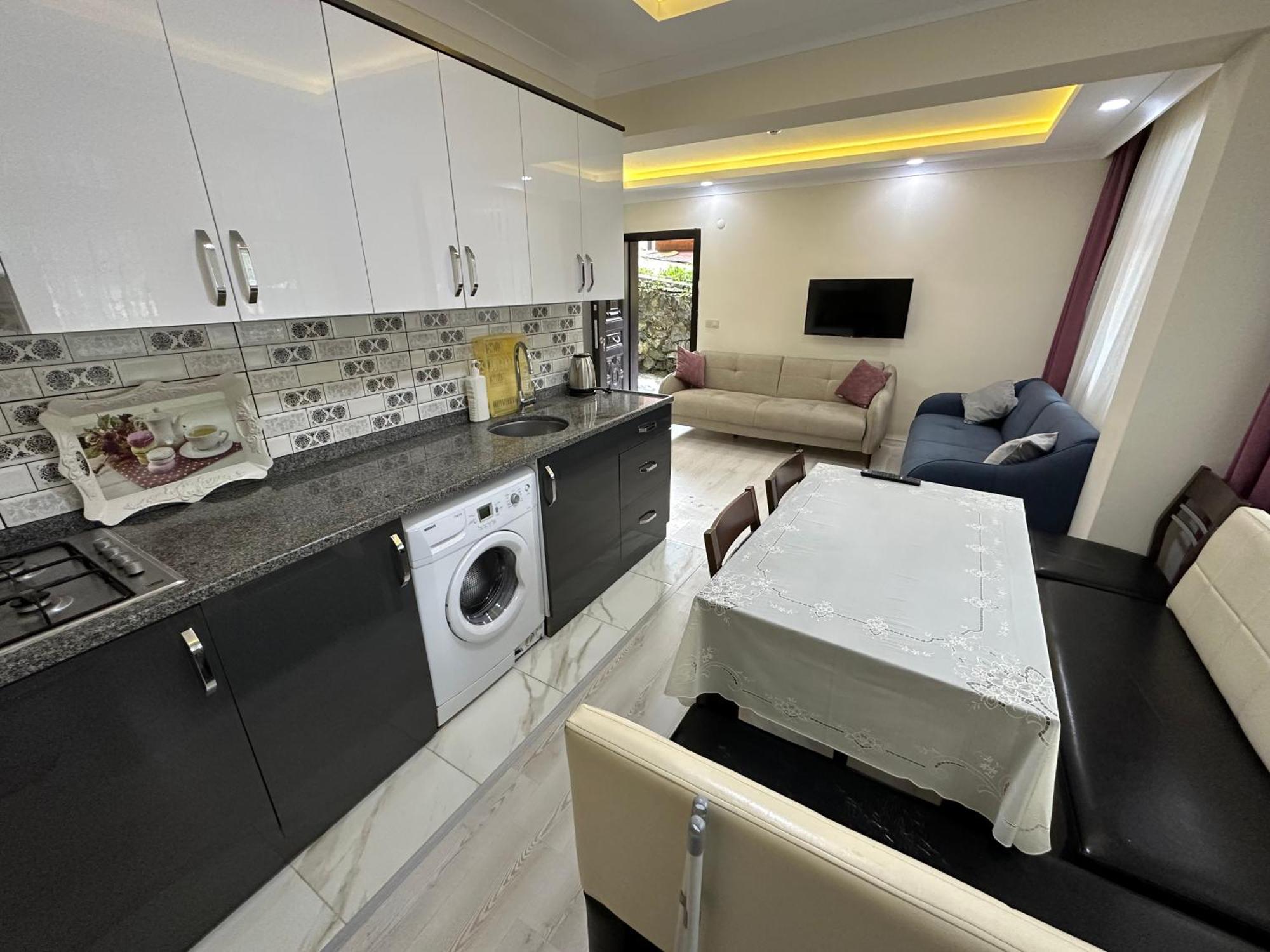 Kaya Suit Apart Apartment